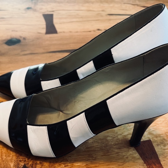 Vintage Christian Dior PVP3922 Pumps Euro 39 B&W Leather 60's - Picture 7 of 12